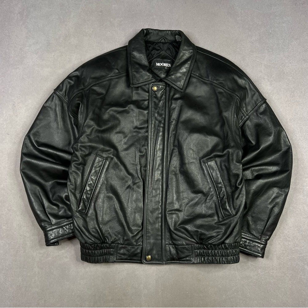 Vintage Black Leather Bomber Jacket